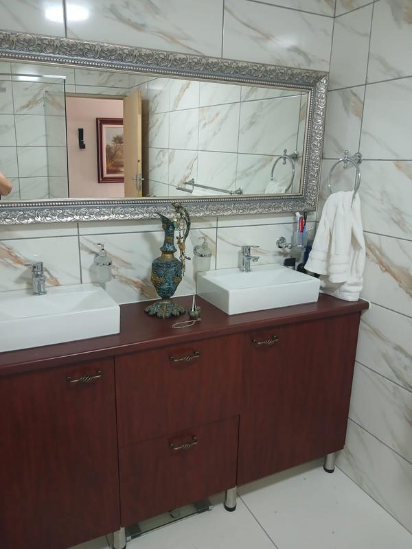 To Let 2 Bedroom Property for Rent in Parow North Western Cape